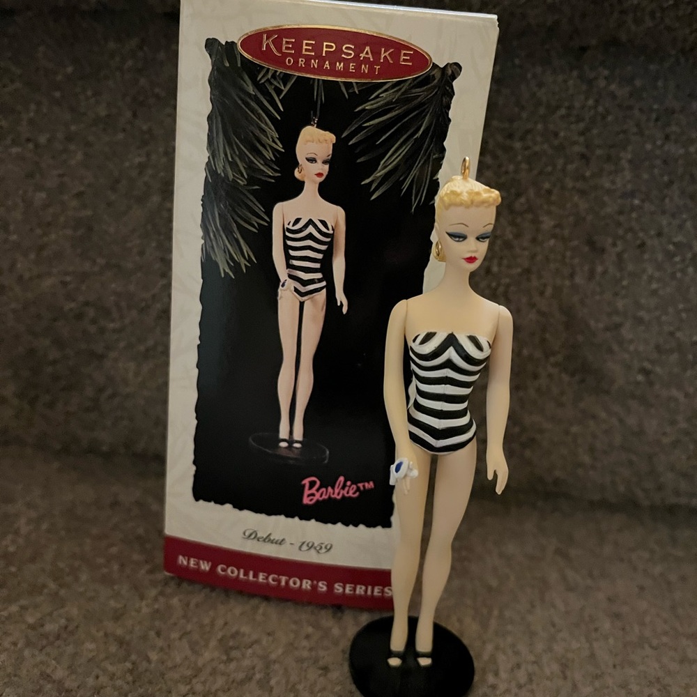 Lot of 3 barbie collectors series ornaments. 1,2 and 3 in the series - Picture 3 of 5